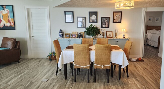 Building Photo - 1830 N Atlantic Ave