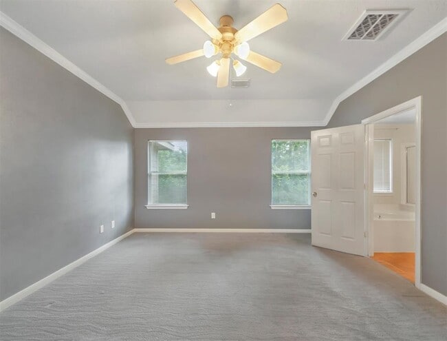 Building Photo - 158 W Burberry Cir