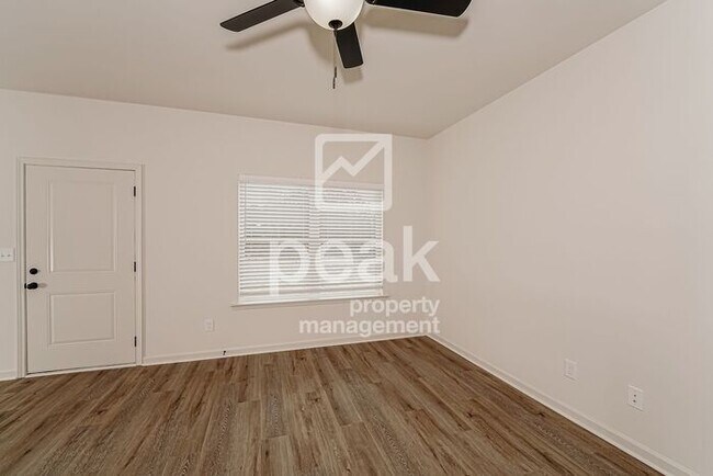 Building Photo - $1850! 3 Bed,2 Bath in Pleasant Grove AL! Brand New Construction!