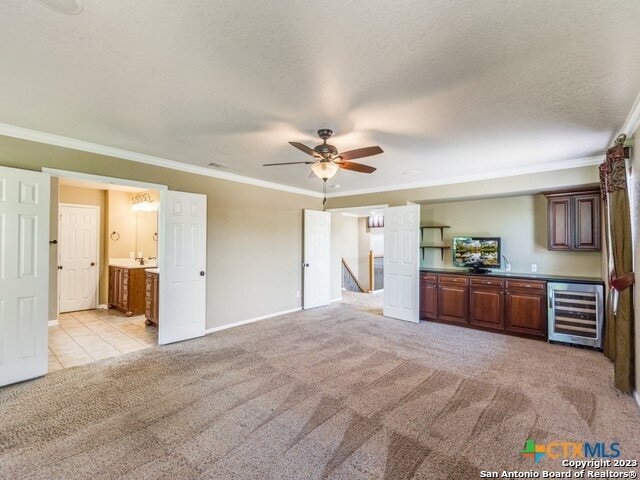 Building Photo - 109 Clear Water