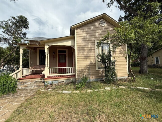 Primary Photo - 294 Tolle St