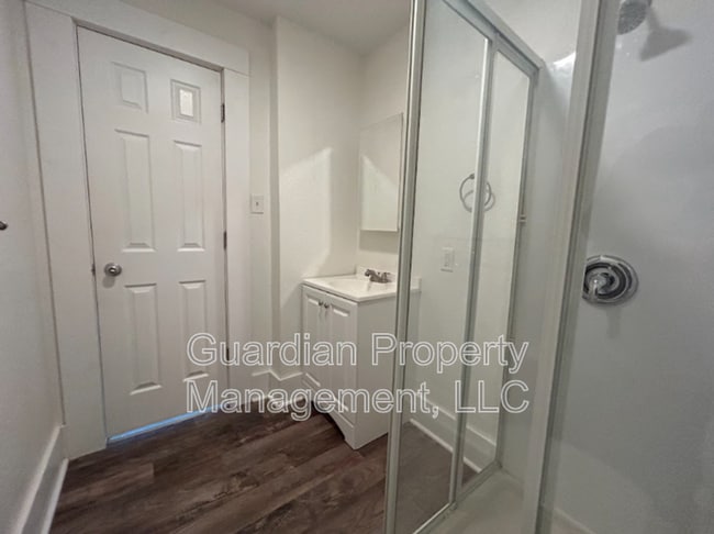 Building Photo - 108 N Buchanan St