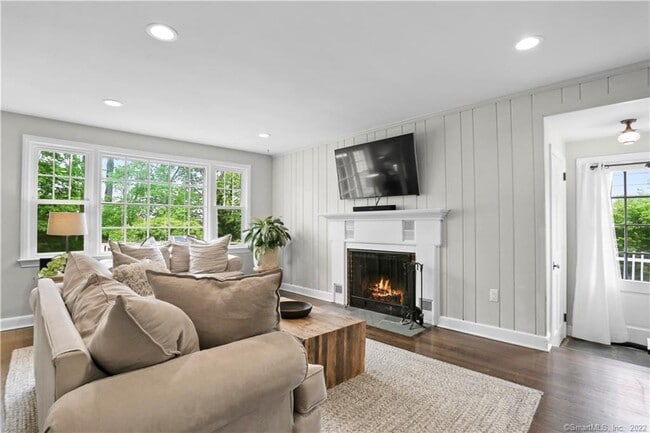 Building Photo - 80 Ridgewood Ave