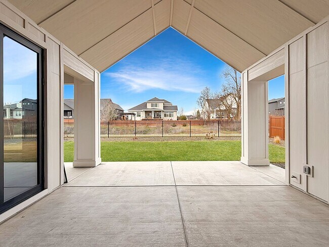 Building Photo - New Construction 4-Bedroom Home in Eagle’s Centerra Community Near Downtown, Trails & Shopping wi...