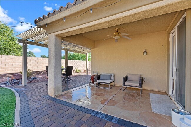 Building Photo - 4346 Prada Pl