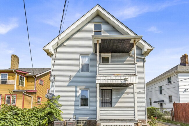 Building Photo - 10617 Bernard Ave