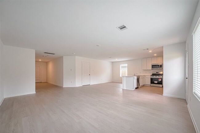 Building Photo - 3121 Courtney Flower Dr