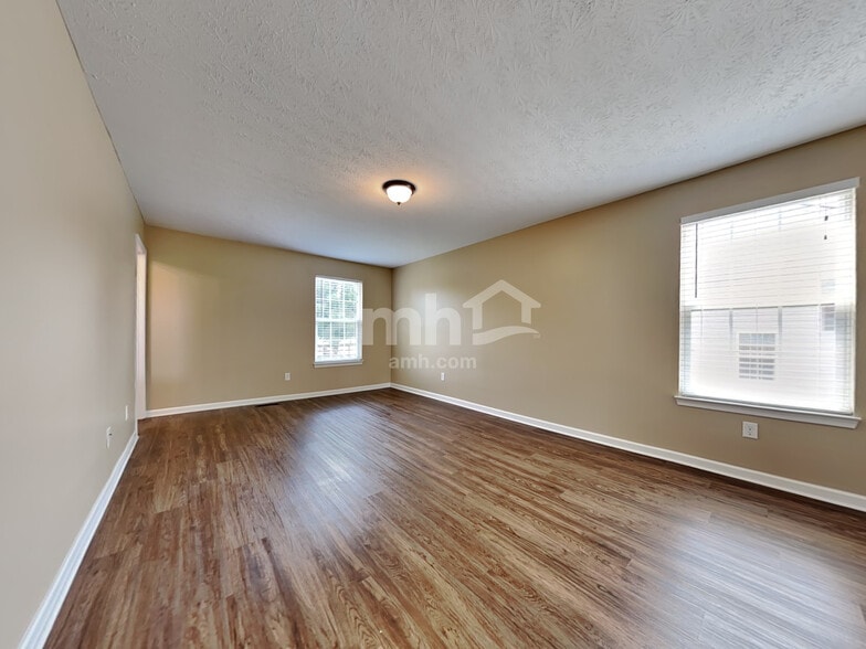 Building Photo - 1164 Turfway Ct