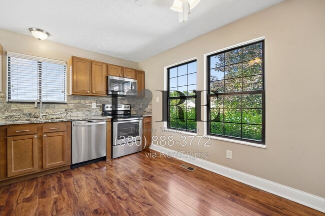 Building Photo - 8376 Covered Wagon Ct