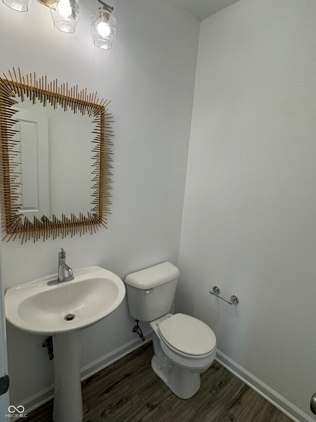 Building Photo - 1296 Wood Thrush Ct