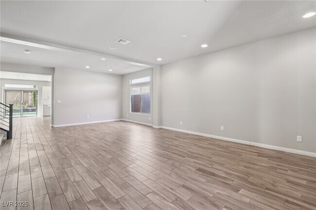 Building Photo - 5947 Rockway Glen Ave