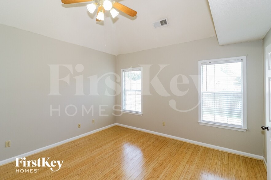 Building Photo - 1004 Appling Meadow Dr