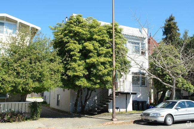 Primary Photo - 2025 Hearst Ave