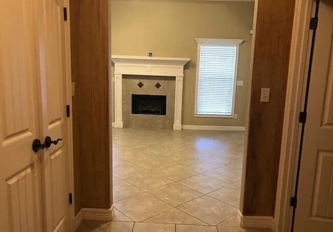 Building Photo - 118South