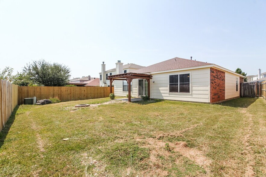 Building Photo - 7005 Edmundson Dr