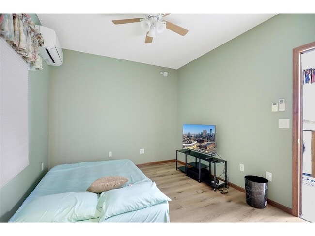 Building Photo - 11333 Welcome Ave N