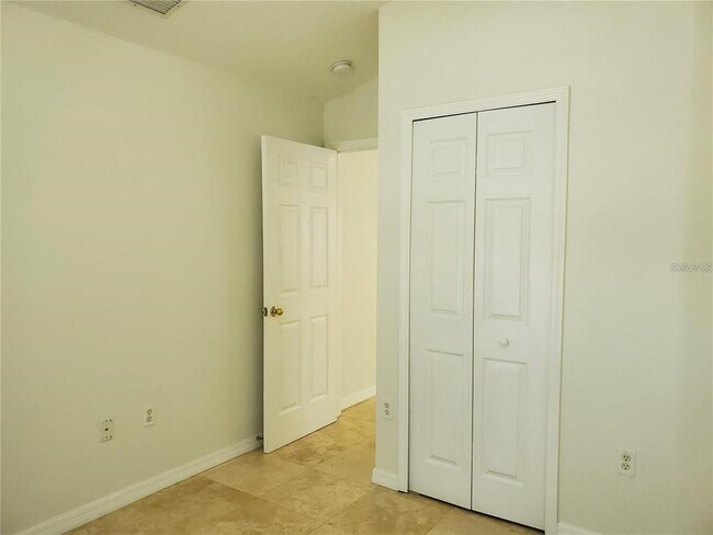 Building Photo - 15115 Skip Jack Loop