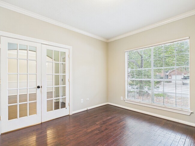 Building Photo - 5006 Fern Garden Ct
