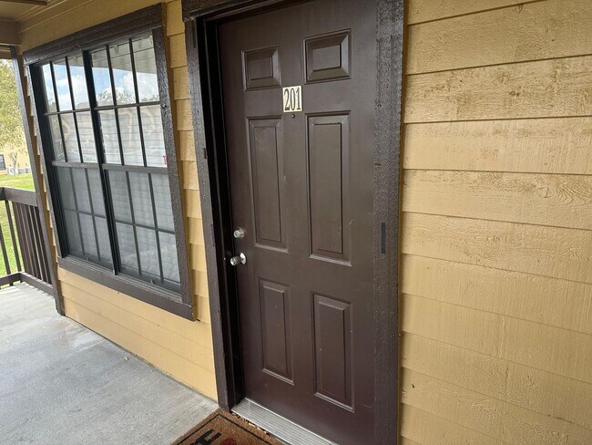 Building Photo - Amazing Location **Altamonte Condo** - 1 Bedroom