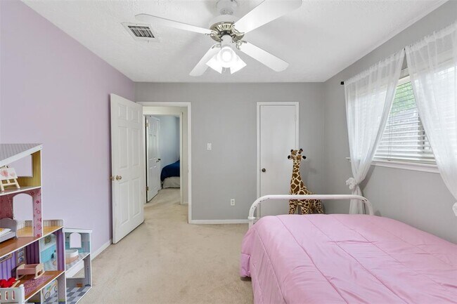 Building Photo - 5614 Bough Ct