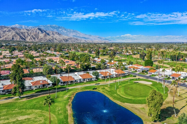 Building Photo - 11 Ronda Dr