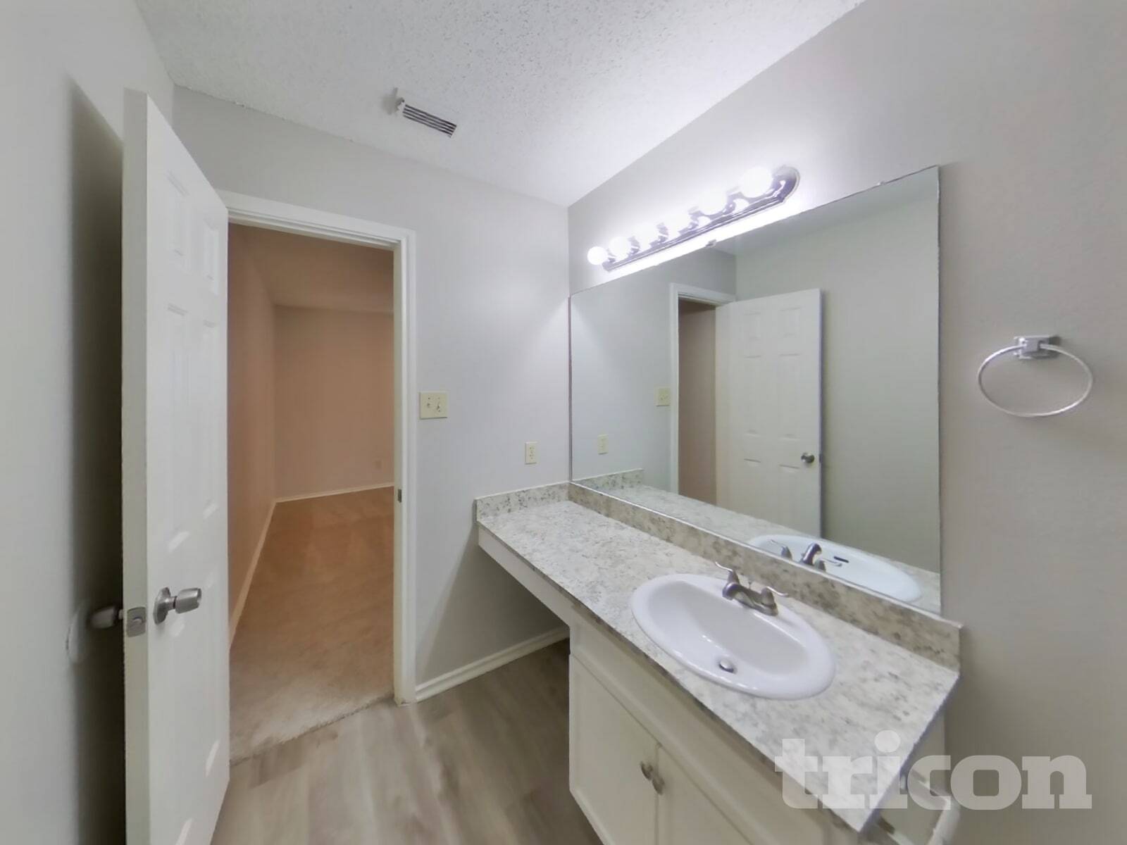 Building Photo - 8230 Longhorn Ridge Dr