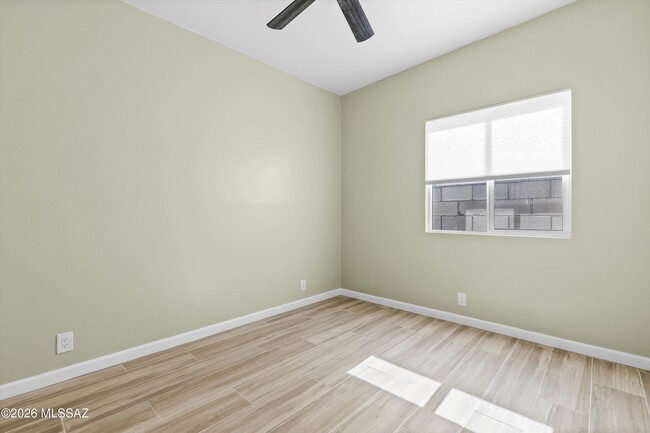 Building Photo - 3100 W Shumaker Dr
