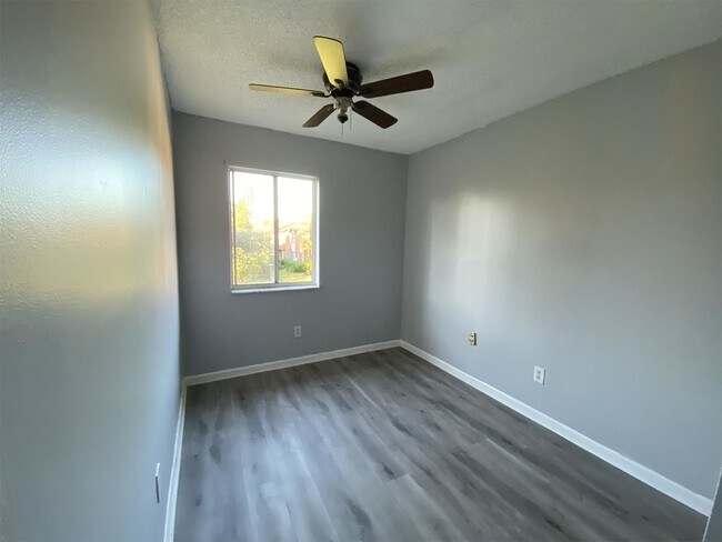 Building Photo - 5155 Picadilly Circus Ct