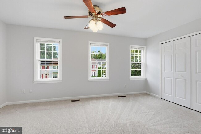 Building Photo - 8013 Dayspring Ct