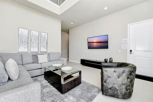 Building Photo - 7740 Sandy Ridge Dr