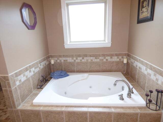 Building Photo - 7101 Dulaney Way