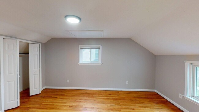 Building Photo - Maple Heights Area - 3 Bedroom Single Family Home