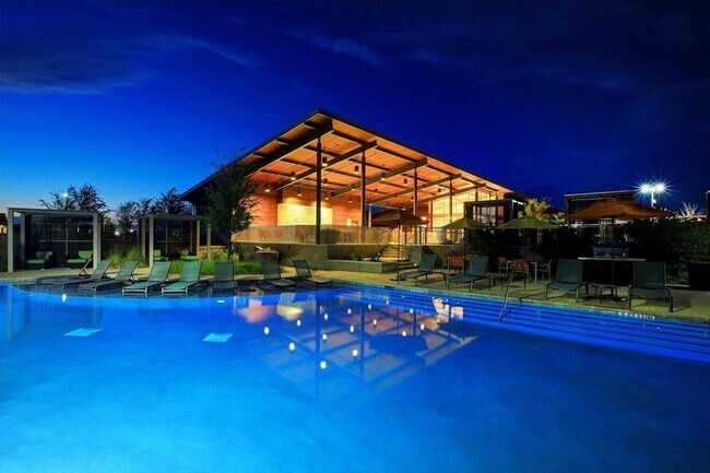 Building Photo - 3970 Sweet Clover Dr