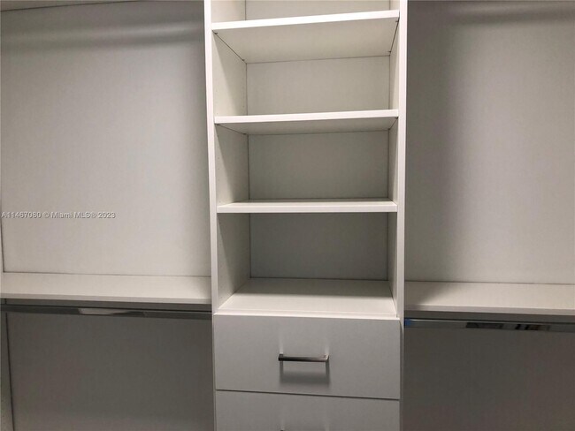 Building Photo - 488 NE 18th St