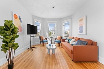 Building Photo - 3 Seafoam Ave