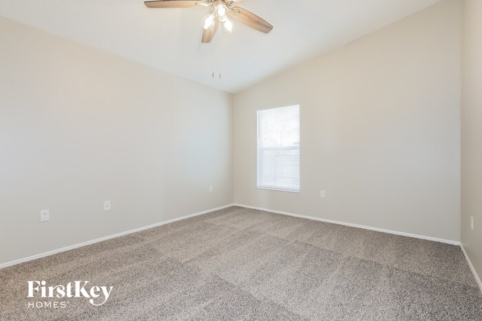 Building Photo - 785 Hunt Dr