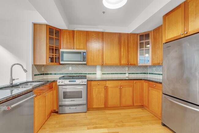 Building Photo - 300 Communipaw Ave