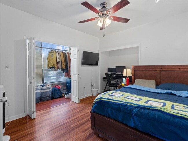 Building Photo - 2801 Rio Grande St