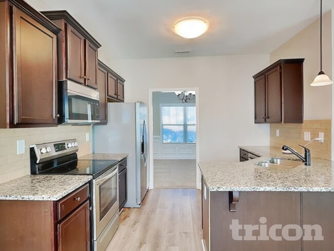 Building Photo - 111 Brookhaven Dr