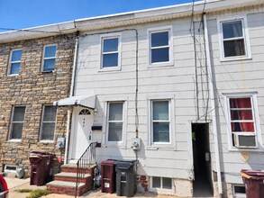 Building Photo - 803 Anchorage St