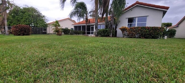 Building Photo - 5595 Egret Isle Trail