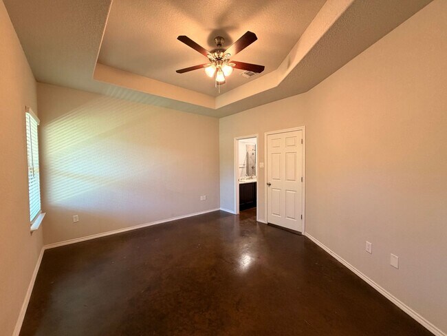Building Photo - 1127 Renee Way