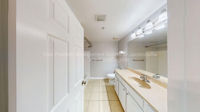 Building Photo - 10075 Gate Pkwy N