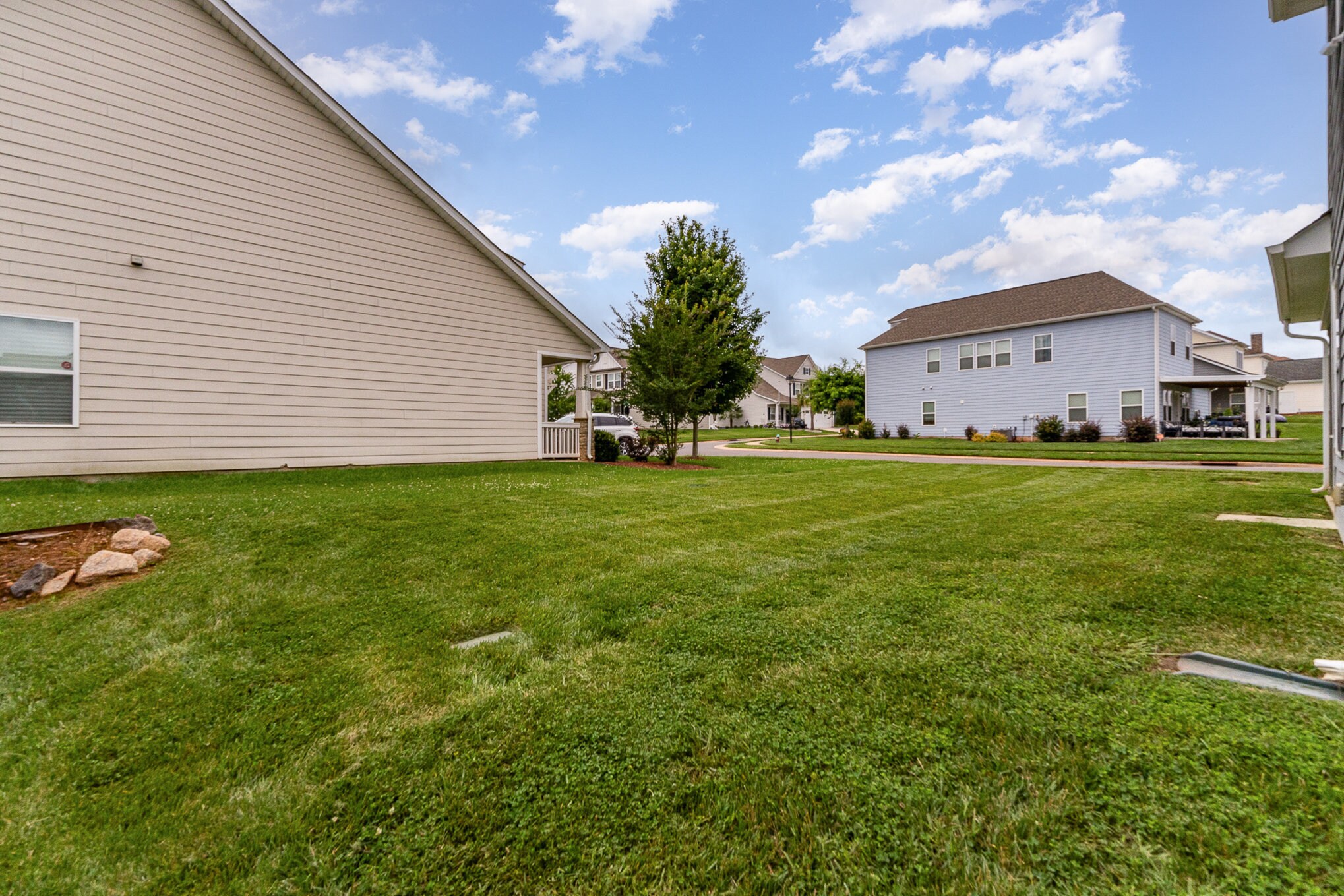 Building Photo - 40163 Crooked Stick Dr