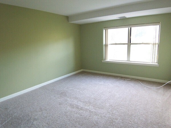 Building Photo - 1 Watermill Pl