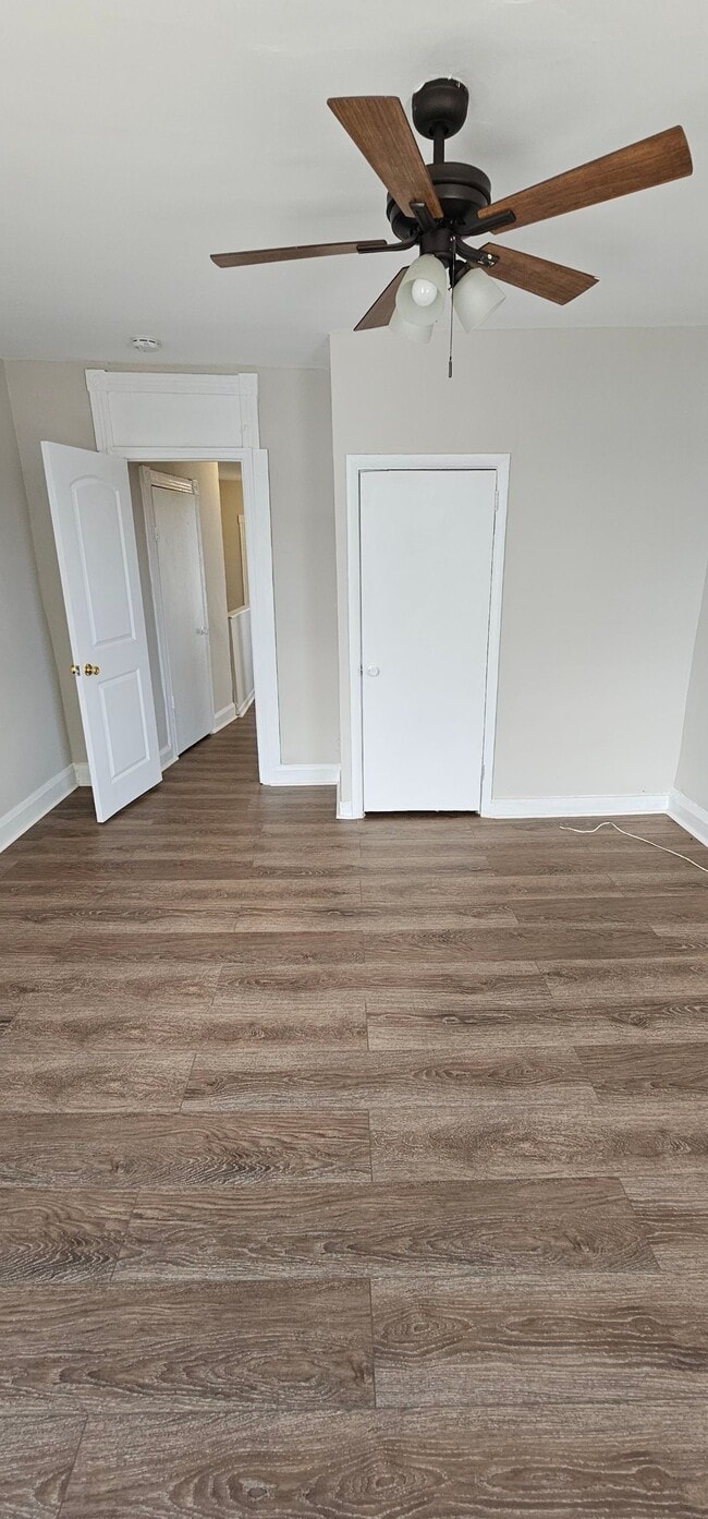 Building Photo - 1301 N Milton Ave