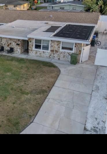 Building Photo - 3301 19th Ave W