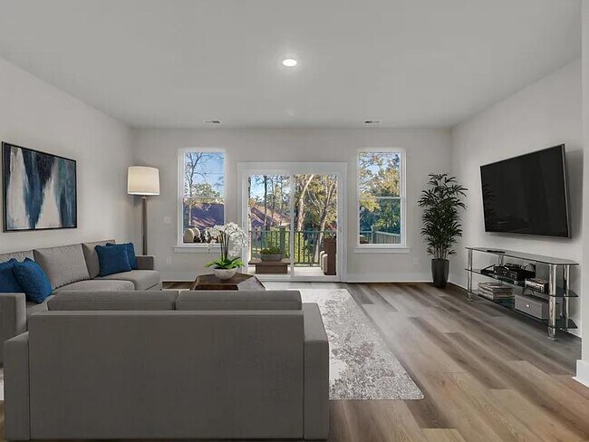 Building Photo - 1046 Old Cypress Run