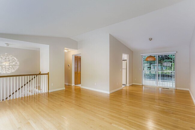 Building Photo - Beautiful Redmond Home Near Microsoft and ...