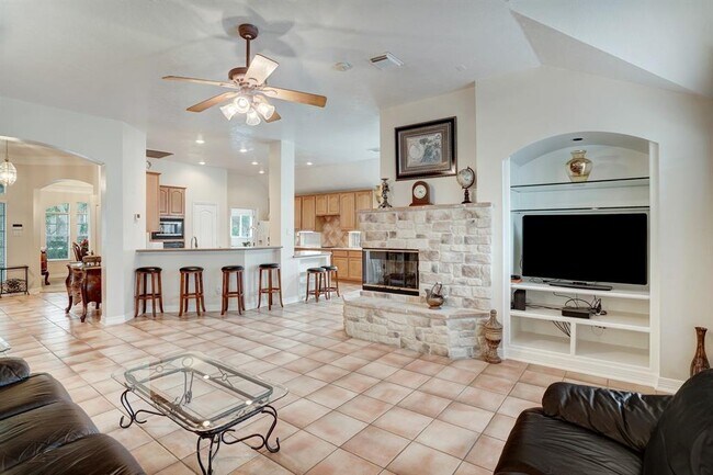 Building Photo - 5307 Summerland Ridge Ct